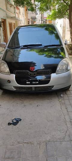 Toyota Vitz 2000