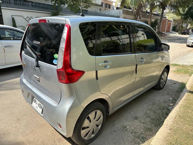 Mitsubishi Ek Wagon 2015 9