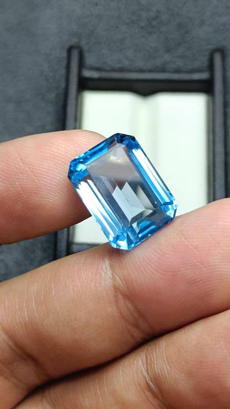 Blue Topaz (Neela Pukhraj) big emerald cut clean top quality stone 2