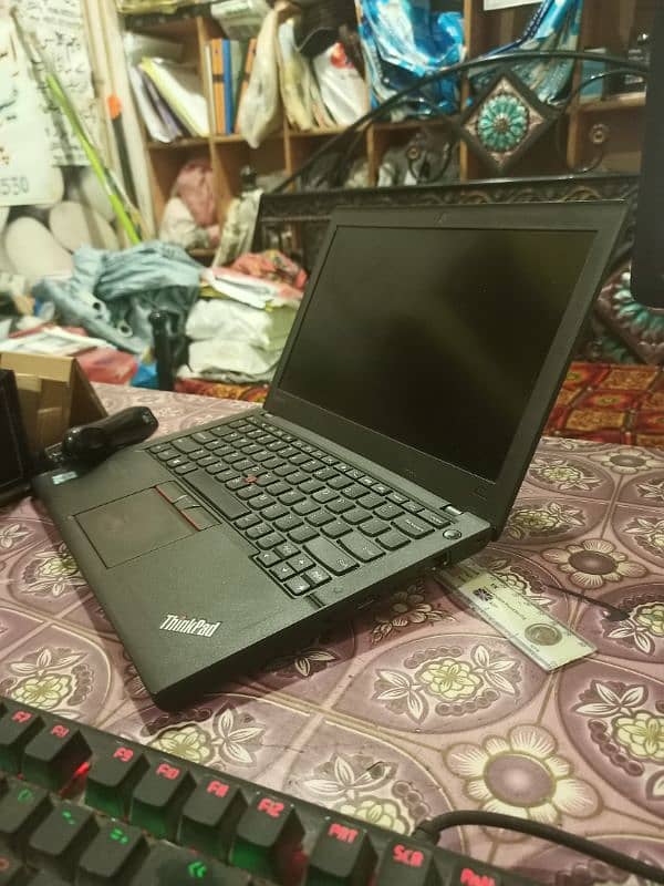 Lenovo x260 i5 6th generation 2