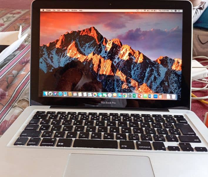 Mac Book pro 2011 fresh condition 1