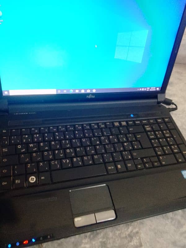 Core i3 laptop 4