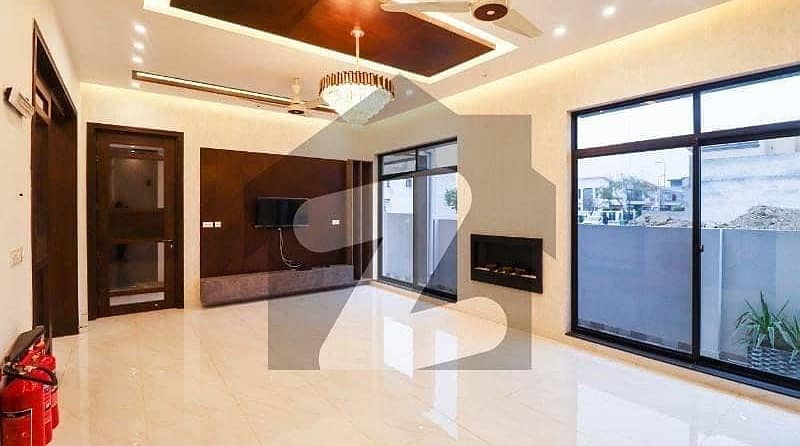 1 Kanal Majestic House For Sale In DHA Phase 1,Block E, Lahore. 14