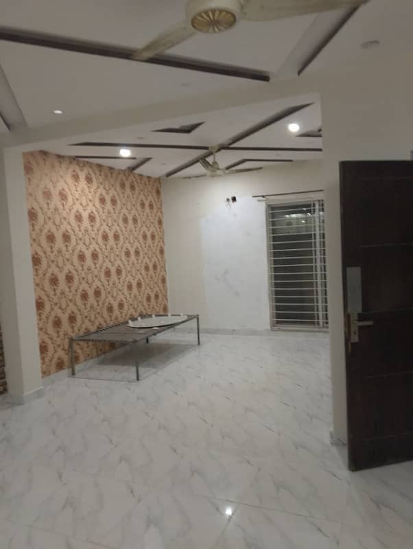 5 MARLA SPANISH HOUSE AVAILABLE FOR RENT IN STATE LIFE HOUSING SCHEME BLOCK -A LAHORE. 7