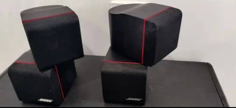 Bose AM 5 stereo 2.1 channel speakers usa 2