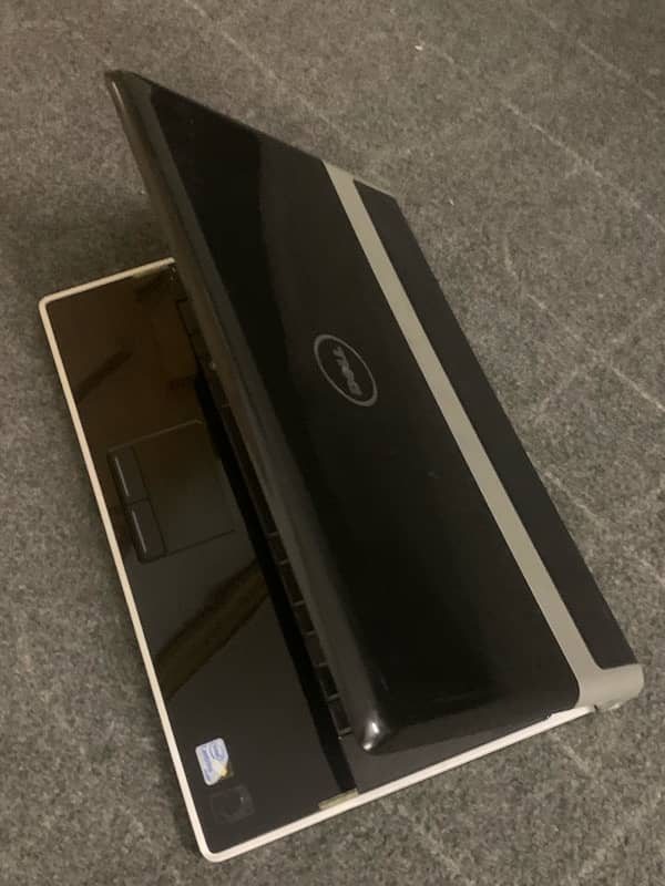 Dell studio XPS 1640 laptop for parts 2