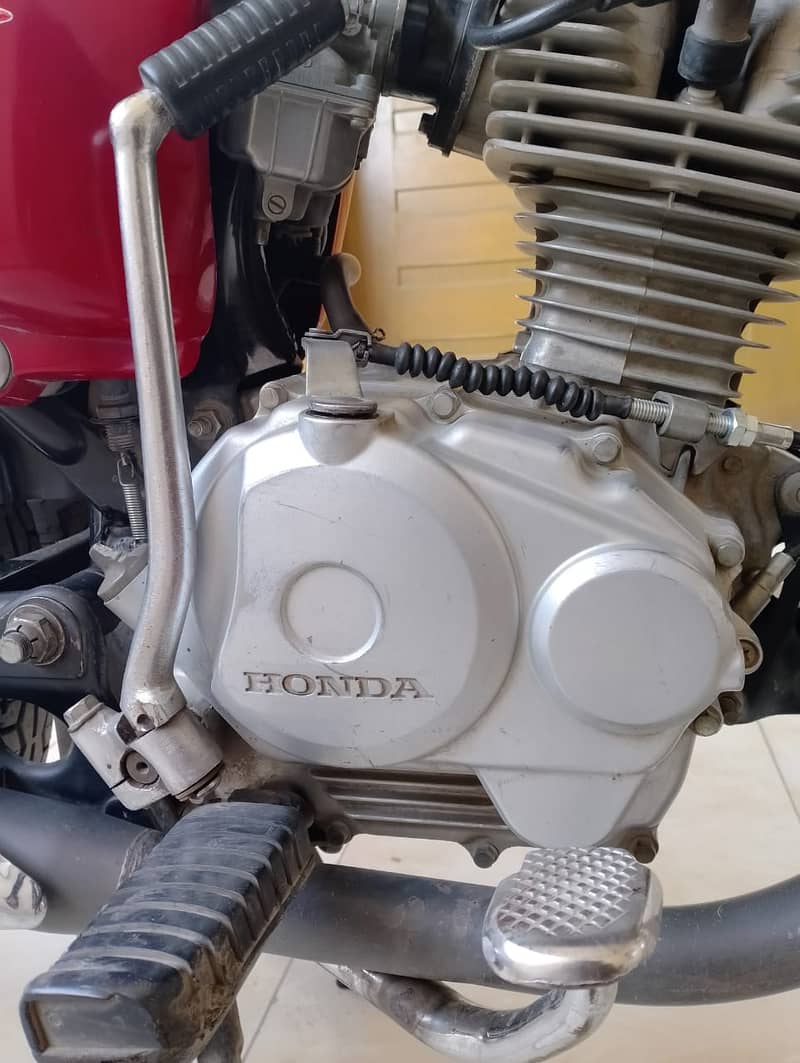 Honda CG 125 2016 3