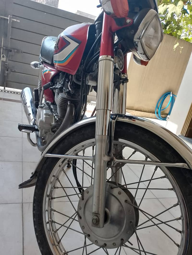 Honda CG 125 2016 8