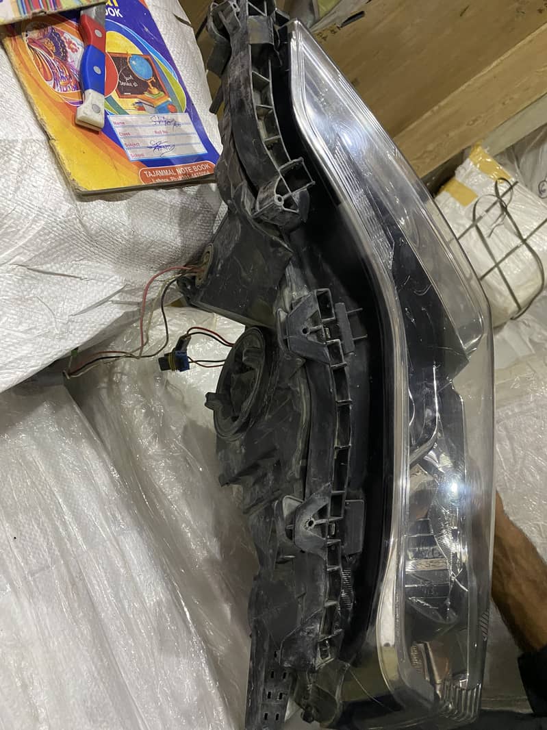 Toyota Prado 2013 front lights drl 1