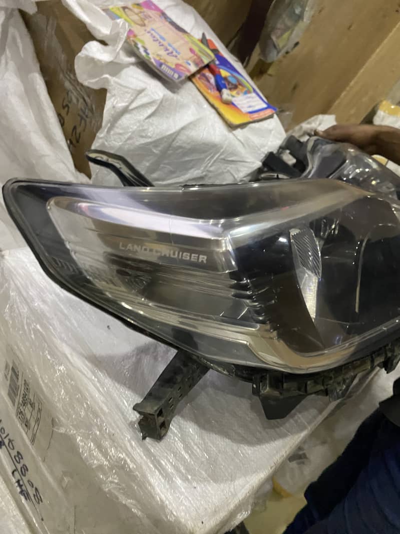 Toyota Prado 2013 front lights drl 2