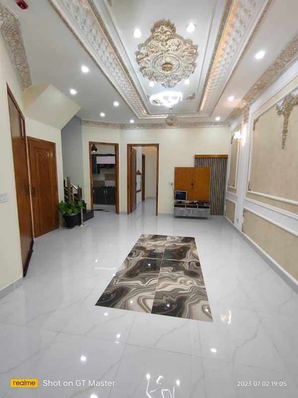 5 MARLA BRAND NEW LUXURY SPANISH ELEVATION DESIGN HOUSE AVAILABLE FOR RENT IN FORMANITES HOUSING SCHEME BLOCK -M LAHORE. 1