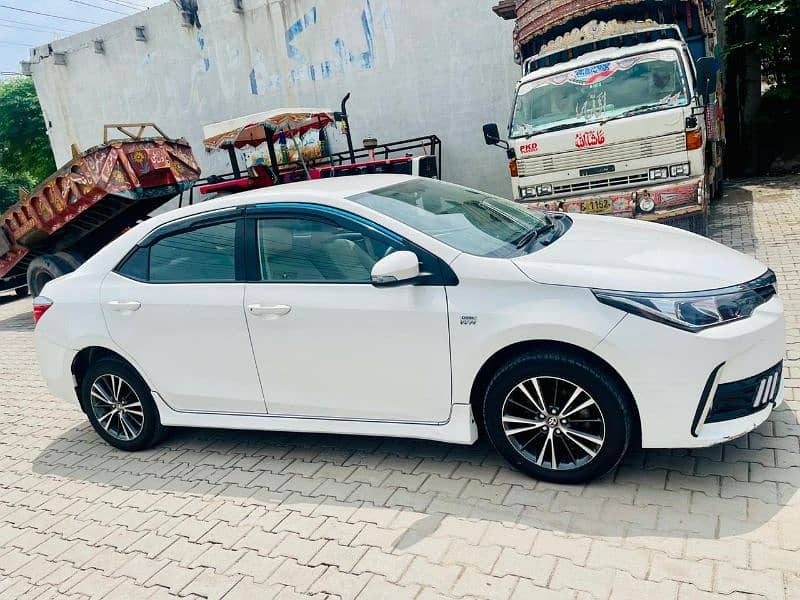 Toyota Corolla Altis 2019 15