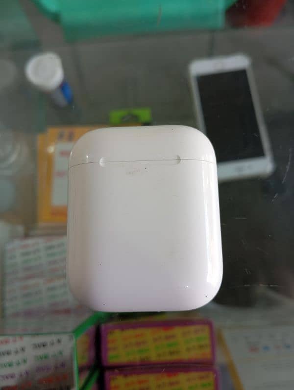 Apple airpods 2nd generation 0