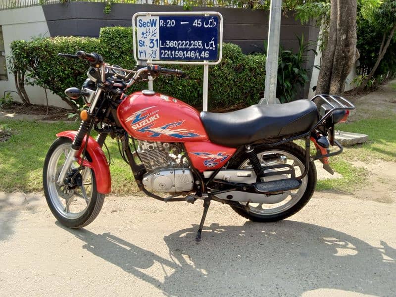 SUZUKI GS 150 1