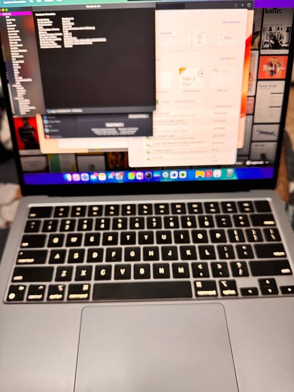 macbook air m2 8gb/256gb 3