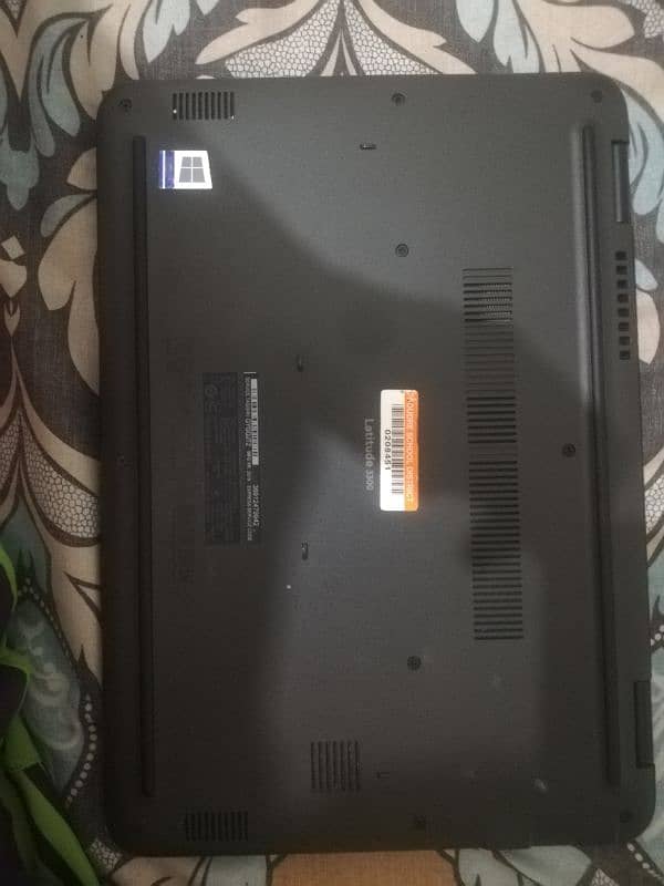 Dell Latitude 3300 3