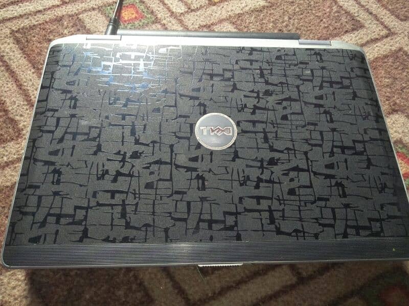 Dell latitude 2