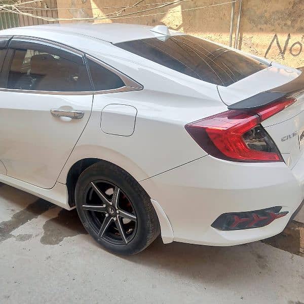 Honda Civic VTi Oriel 2019 13