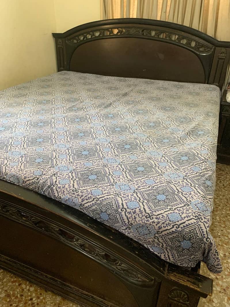 King Size Bed with Mattress 0