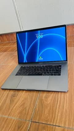 MacBook pro i9 (2019_15.4"inch_32/512 SSD) Graphic card 4GB