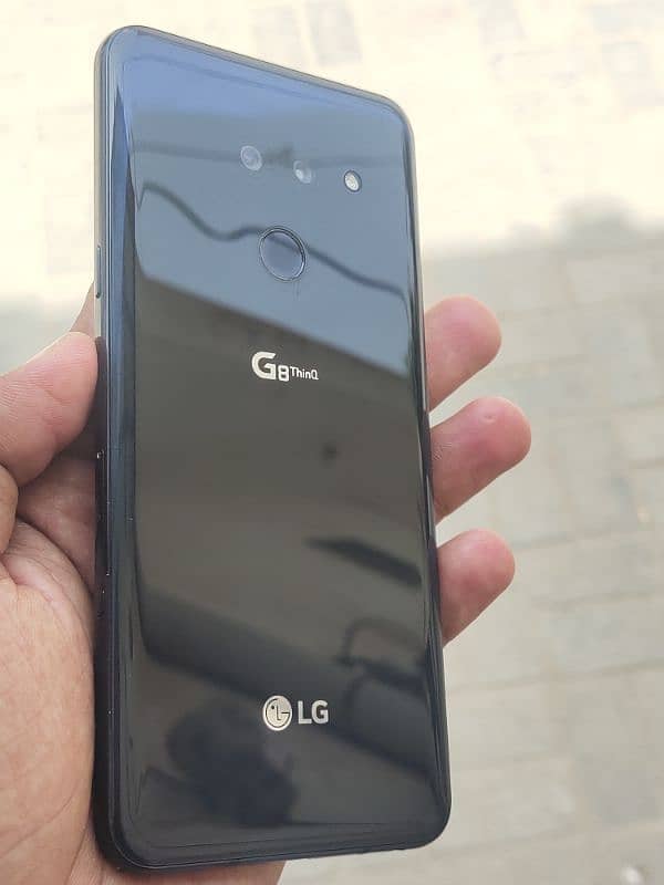 LG G8 THING 4