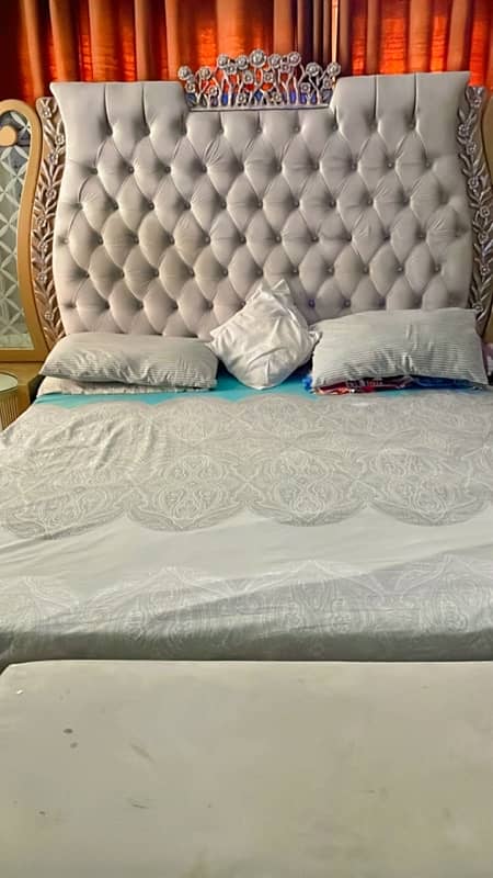 Deco olympic Queen size bed set 3