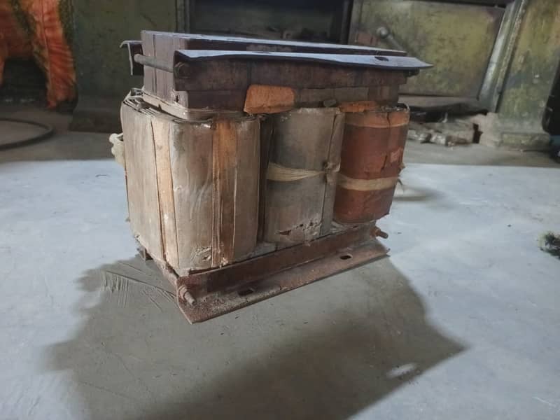 3 phase Transformer 380v 20~25kVA for sell 1