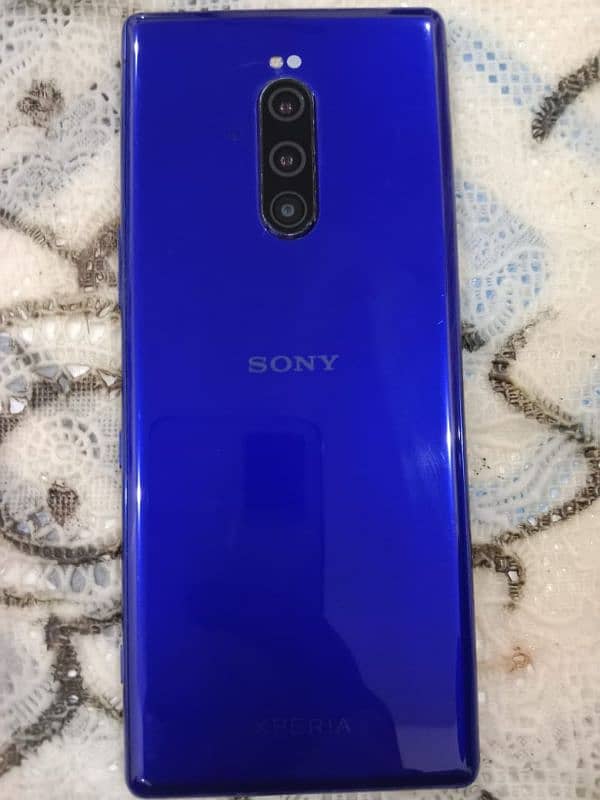 Sony Xperia 1 0