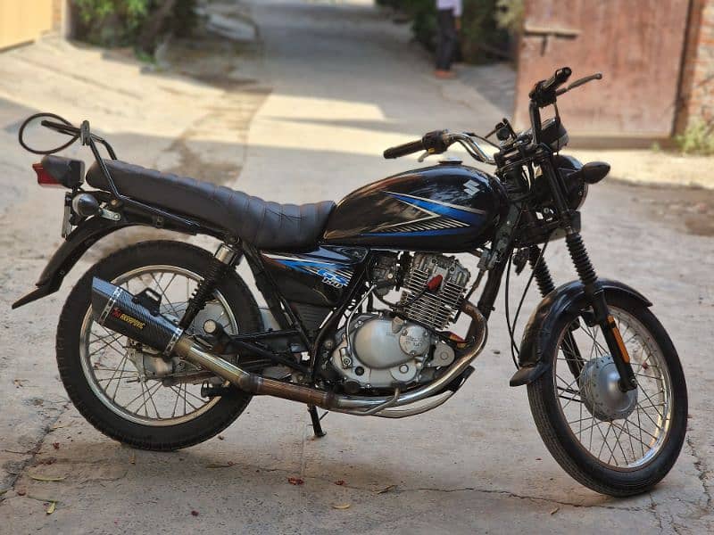 suzuki gs 150 (Whatsapp o33o4652939) 1