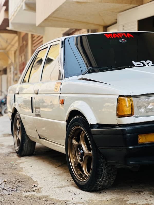 Nissan Sunny 1988 1