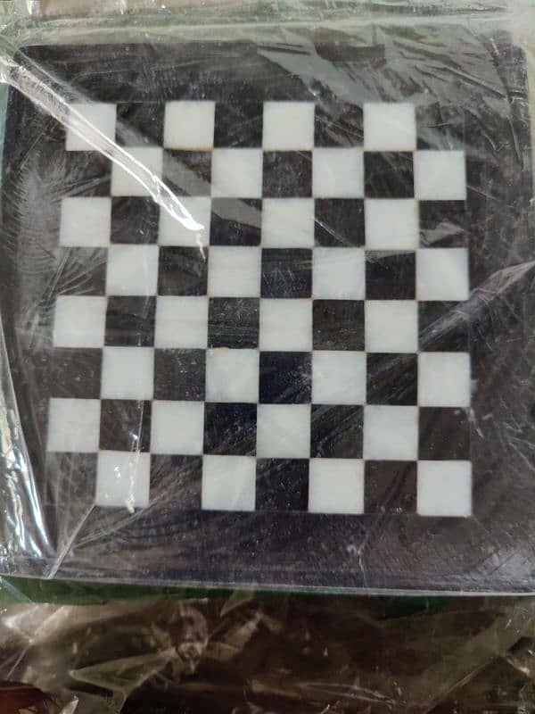 8" Chess board 0