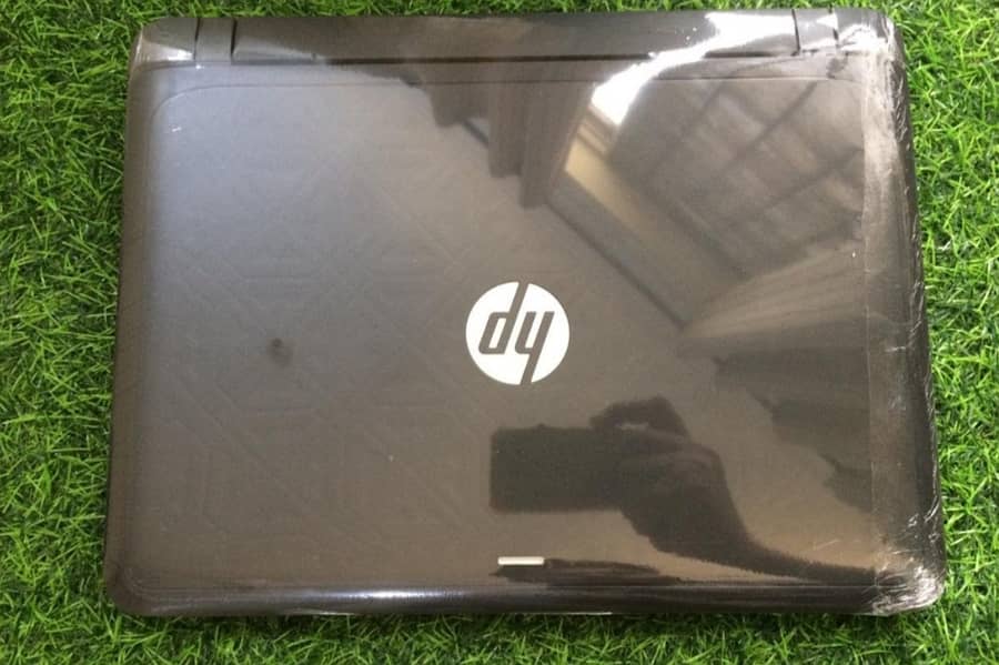 HP Pre-book G2 11 Use like New B 2