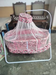 Baby swing jhula in good condition not use