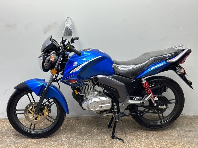 Suzuki GSX-125 / GSXR 125 brand new condition 4