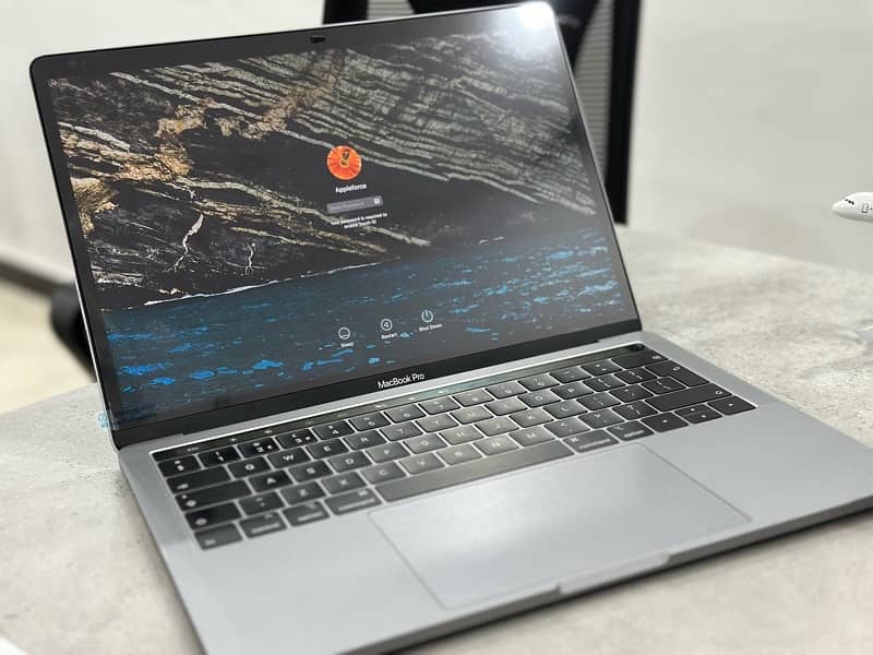 macbook pro 2019 model 2