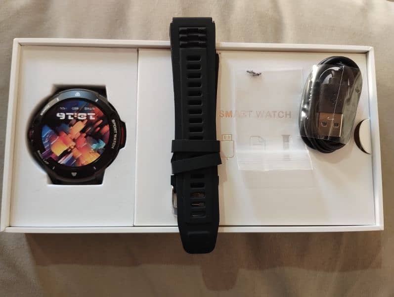 android 4G LTE network Sim smart watch New . 8 GB ram 128 GB memory 2