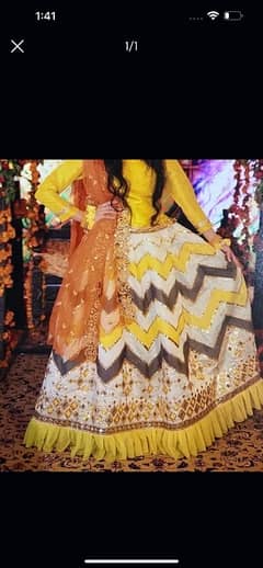 mehndi lehnga with beautiful pani work