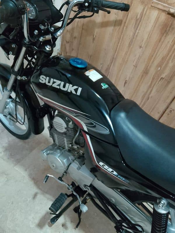 Suzuki GD 110s 6