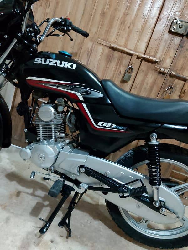 Suzuki GD 110s 8