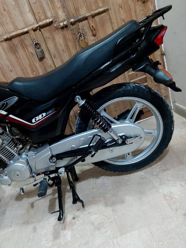 Suzuki GD 110s 12