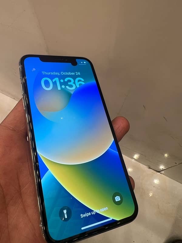 iphone x 256 GB PTA 10 by 10 battery 83 LCD ma dot face id ni chlti 1