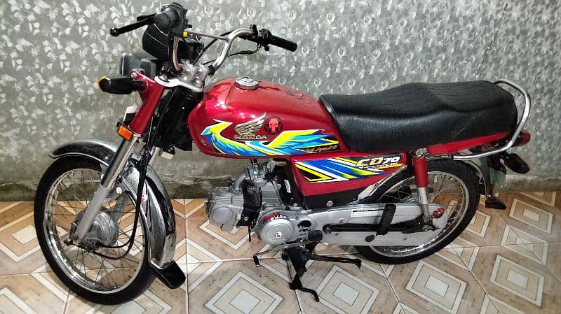 Honda cd 70 2021 model 21 k august ki hai urgent sale 3