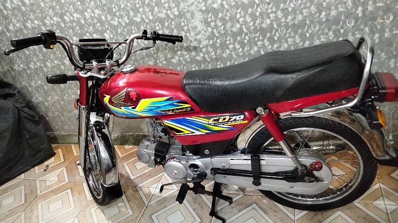 Honda cd 70 2021 model 21 k august ki hai urgent sale 6