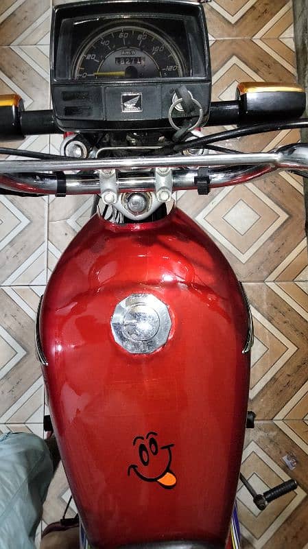 Honda cd 70 2021 model 21 k august ki hai urgent sale 8