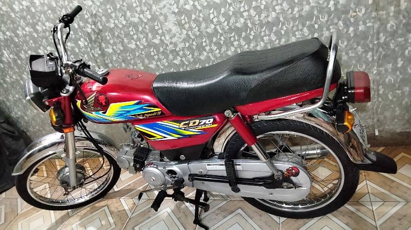 Honda cd 70 2021 model 21 k august ki hai urgent sale 9