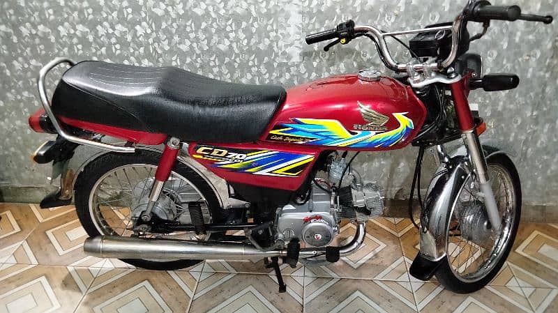 Honda cd 70 2021 model 21 k august ki hai urgent sale 13