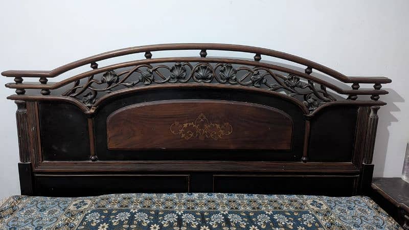 Chinioti solid wooden double bed 2