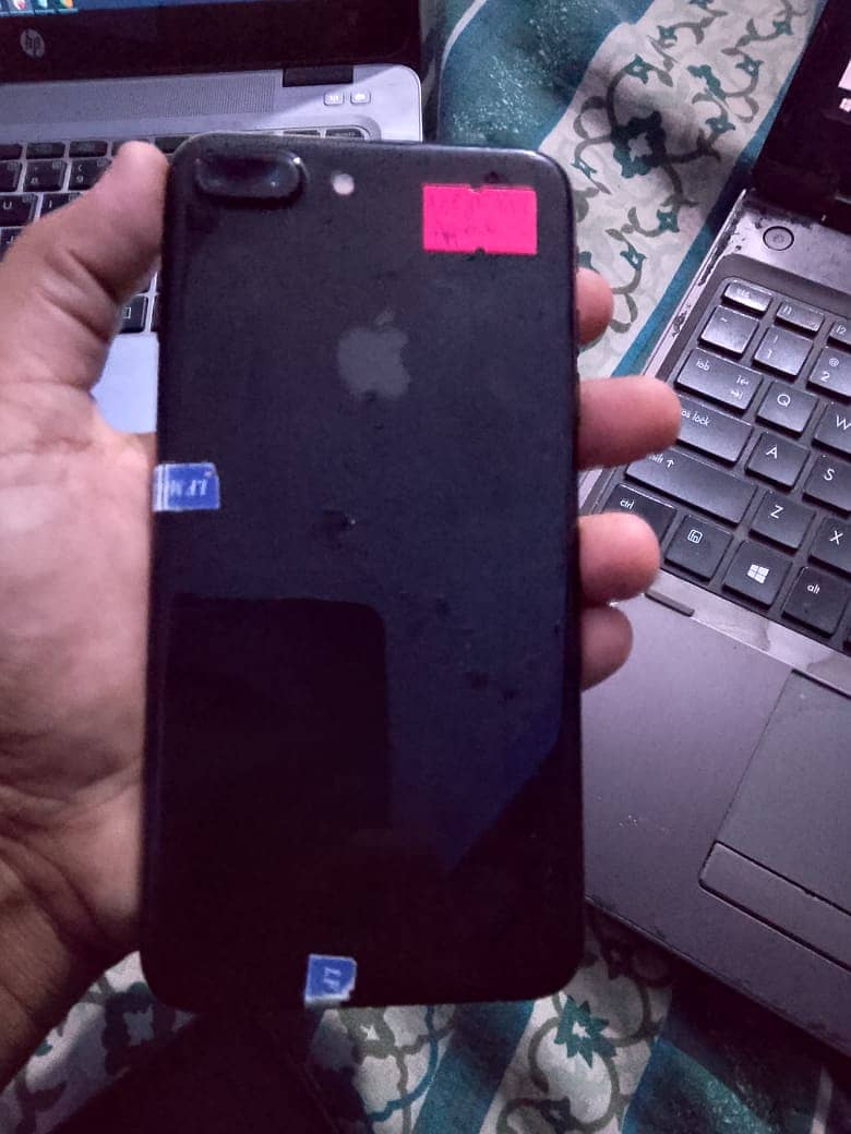 Iphone 7 Plus 128 GB PTA Approved 5