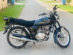 Suzuki GS 150 SE