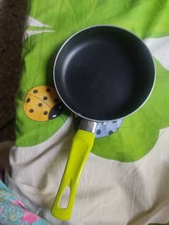 5.5 inches non stick frying fan